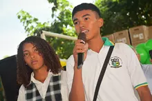 Entrega directa de equipos en Mar&iacute;a La Baja, Bol&iacute;var