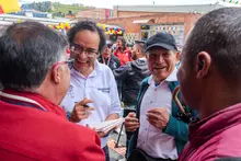 Entrega de Computadores en Ciudad Bol&iacute;var, Bogot&aacute;