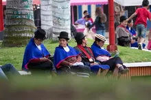Estudiantes y docentes de la IE Misak Mama Manuela