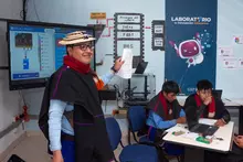 Estudiantes y docentes de la IE Misak Mama Manuela