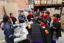 Estudiantes y docentes de la I.E. Misak Mama Manuela