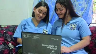 Comprados cerca de 1.500 computadores nuevos para los ni&ntilde;os del C&oacute;rdoba: Karen Abudinen, ministra TIC