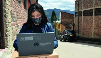 Comprados m&aacute;s de 2.300 computadores nuevos para los ni&ntilde;os del Boyac&aacute;: Karen Abudinen, ministra TIC