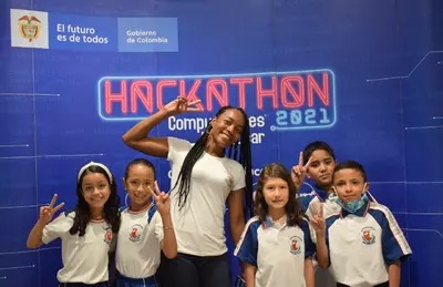 La segunda Hackathon de Computadores para Educar participaron 8 departamentos de cinco regiones del pa&iacute;s