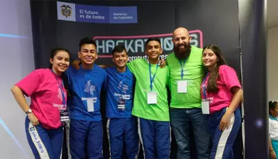 Estudiantes de Bucaramanga ganan premio nacional de rob&oacute;tica