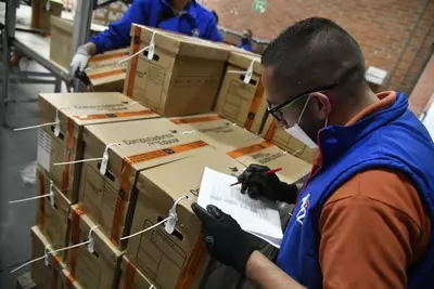 Comienza traves&iacute;a para entregar m&aacute;s de 83.000 equipos a estudiantes y docentes del pa&iacute;s