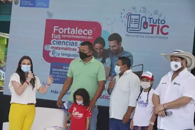 Ministra Karen Abudinen presenta TutoTIC, una estrategia de refuerzo acad&eacute;mico para estudiantes de b&aacute;sica (primaria y secundaria) y educaci&oacute;n media, en las &aacute;reas de ciencias, matem&aacute;ticas y lenguaje