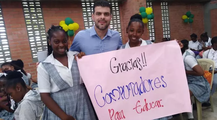 Con tabletas lleg&oacute; el Gobierno Nacional al Choc&oacute;